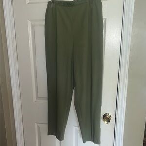 KORET Olive Green women’s pants